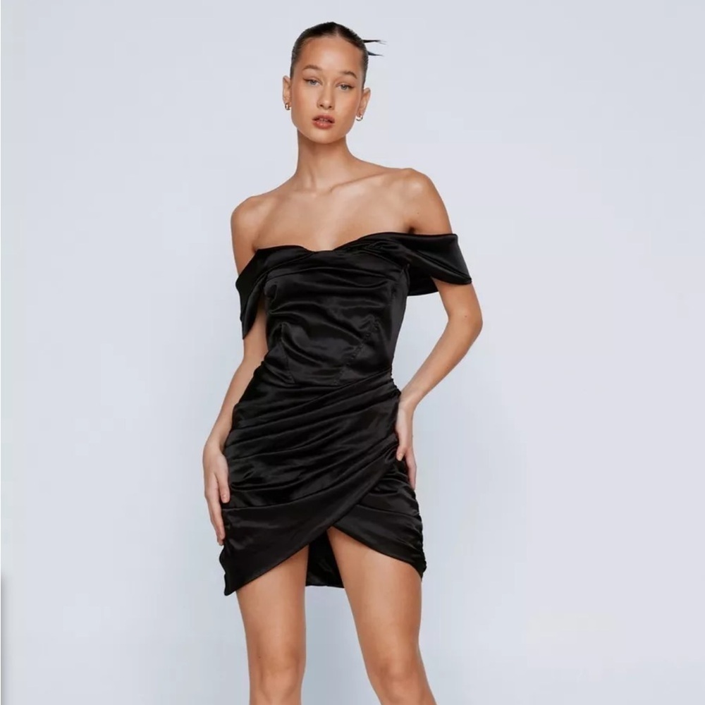New Nasty Gal Stretch Satin Bardot Corset Mini Dress size 2